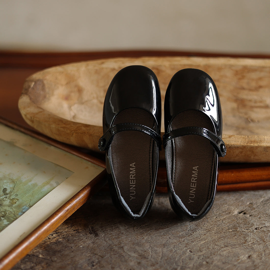 Autumn New Vintage Velcro Leather Shoes Baby